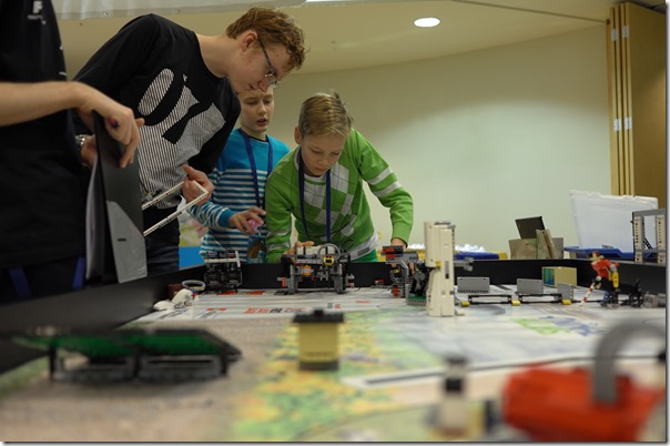 FLL 2017 Roboti disaini hindamisel sai määravaks roboti modulaarsus